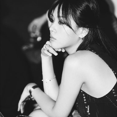 BIBI (K-pop) photo 30