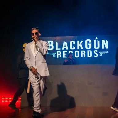 Black Gun