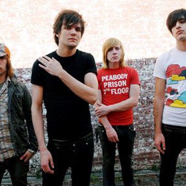 Boys Like Girls photo 9