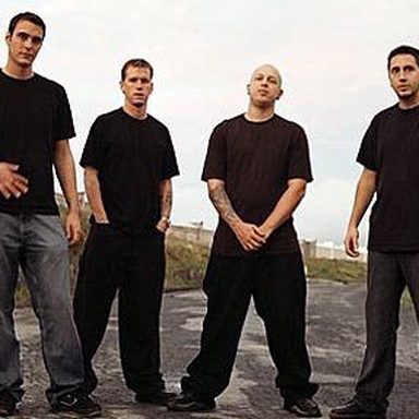 Breaking Benjamin photo 11