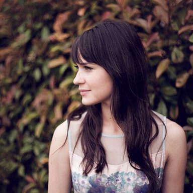 Breanne Düren