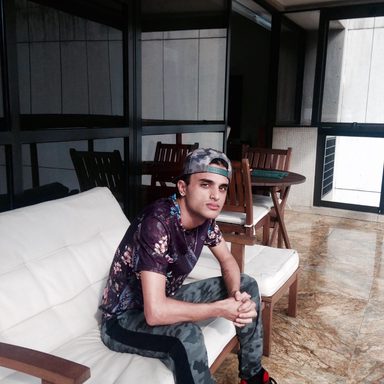 Brenno Creezy