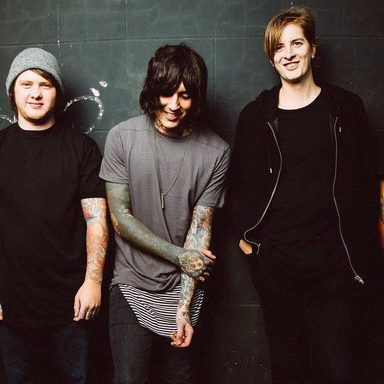 Bring Me The Horizon photo 11
