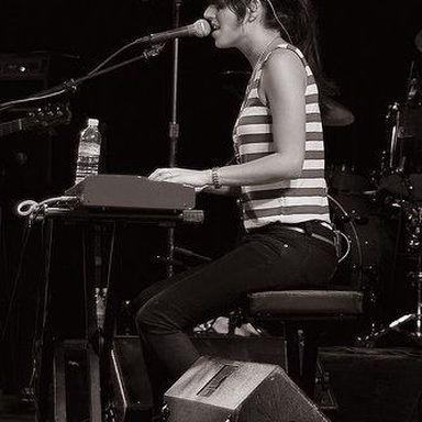 Brooke Fraser photo 33