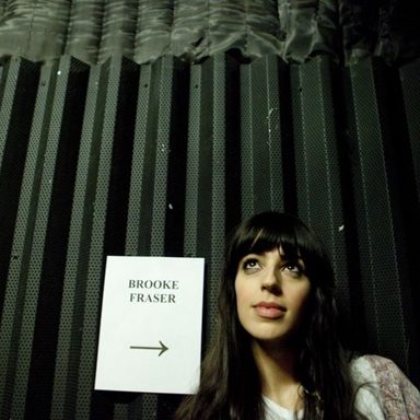Brooke Fraser photo 14