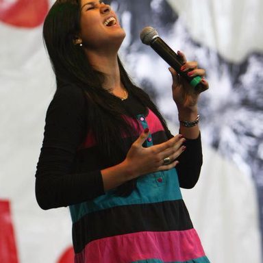 Bruna Olly photo 21