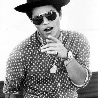Bruno Mars photo 45