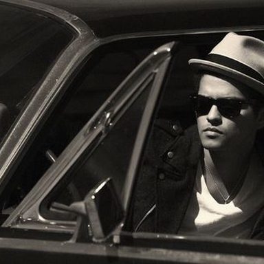Bruno Mars photo 98