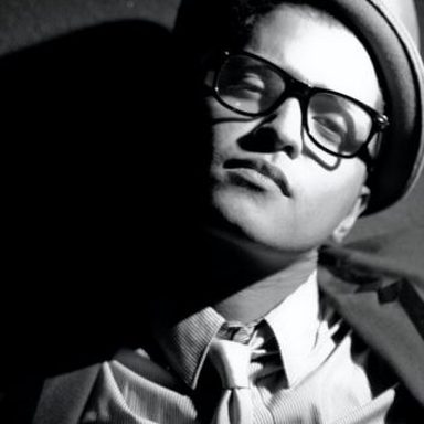 Bruno Mars photo 85