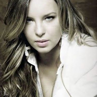 Belinda photo 176
