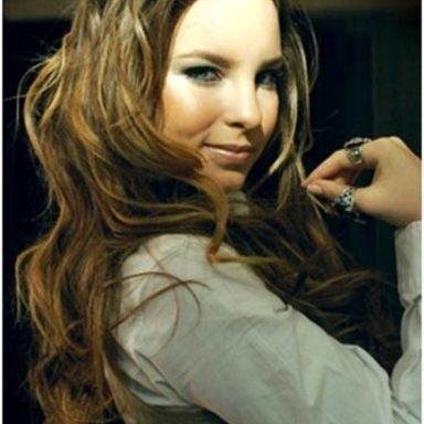 Belinda photo 326