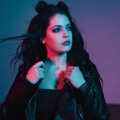 Beth Crowley photo 144