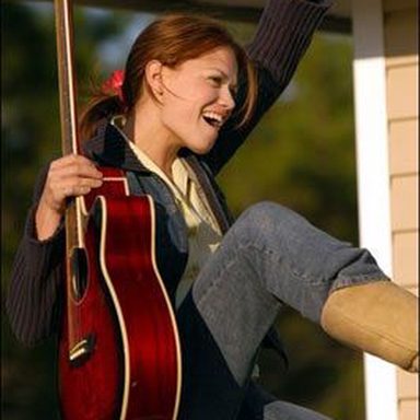 Bethany Joy Lenz photo 28