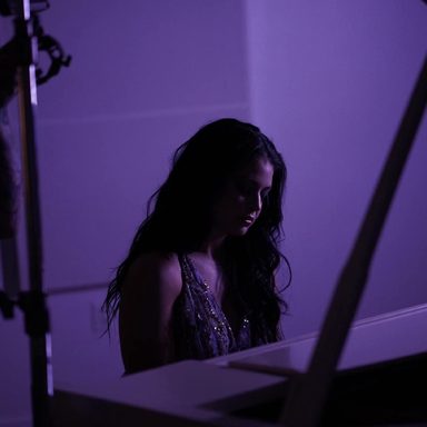 Beth Crowley photo 76