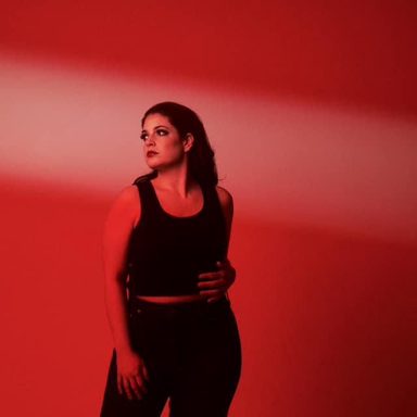 Beth Crowley photo 105