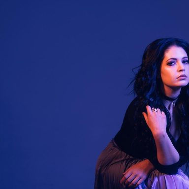 Beth Crowley photo 143