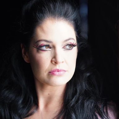 Beth Crowley photo 66