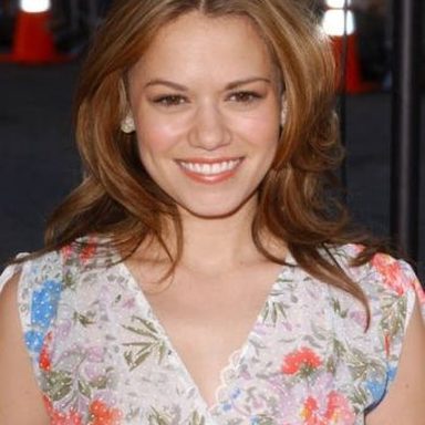 Bethany Joy Lenz photo 18