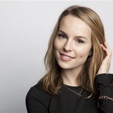 Bridgit Mendler photo 43
