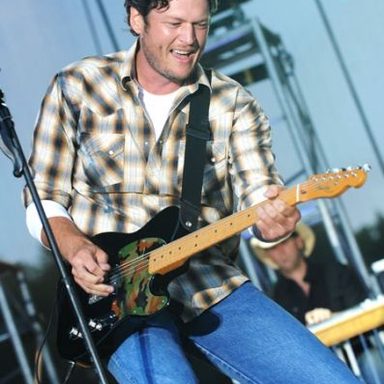 Blake Shelton photo 20