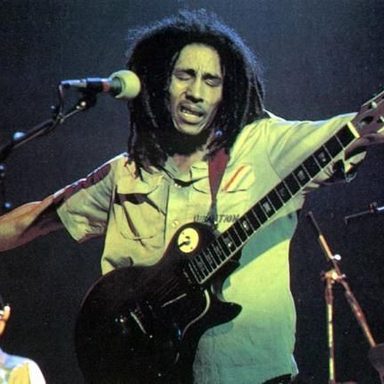 Bob Marley photo 16