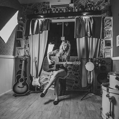 Camila Marieta photo 10