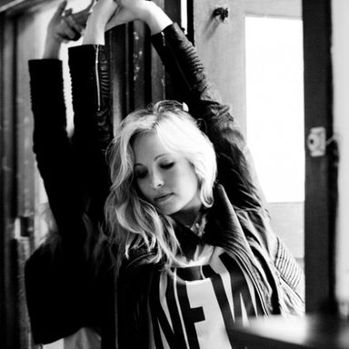 Candice Accola photo 21