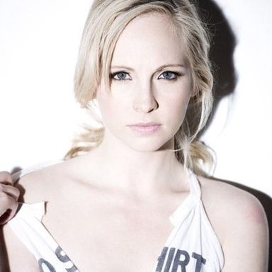 Candice Accola photo 36