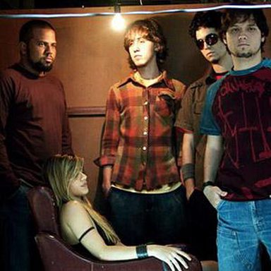 Canto Dos Malditos Na Terra do Nunca photo 10