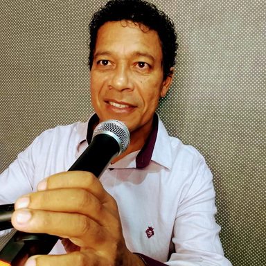 Cantor José Novaes