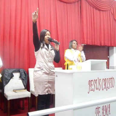 Cantora Gislaine Lilian photo 25