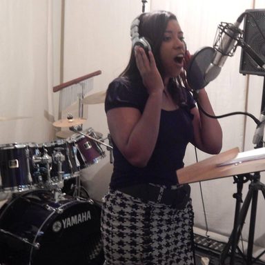 Cantora Gislaine Lilian photo 15