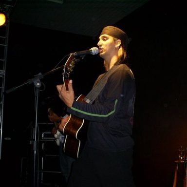 César Di