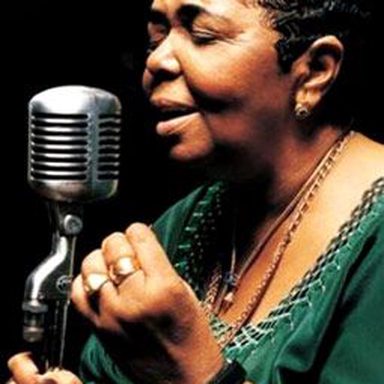 Cesaria Evora photo 32