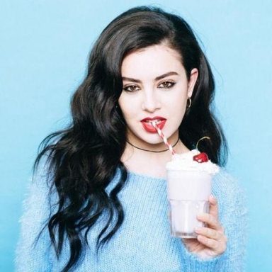 Charli XCX photo 21