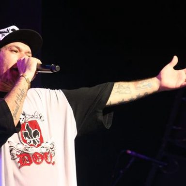 Charlie Brown Jr. photo 30