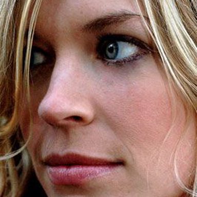 Charlotte Martin photo 13