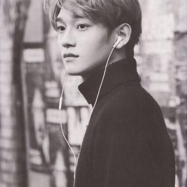 Chen (EXO) photo 9