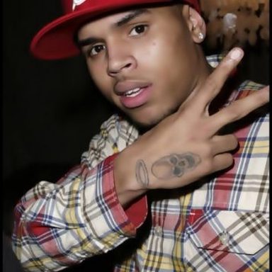 Chris Brown photo 142