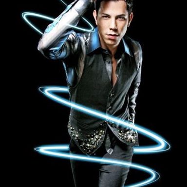 Christian Chávez photo 25