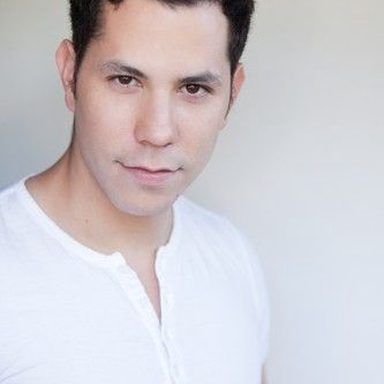 Christian Chávez photo 12