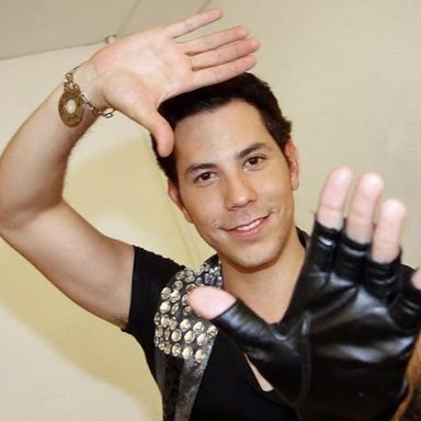 Christian Chávez photo 30