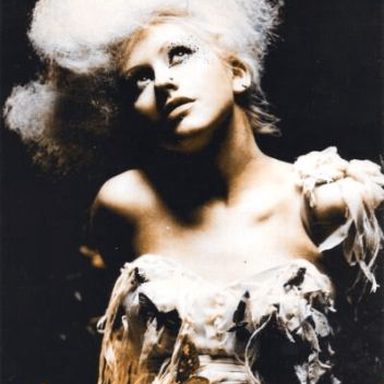 Christina Aguilera photo 212