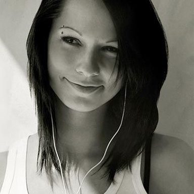 Christina Sturmer photo 9
