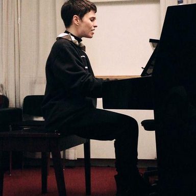 Christine And The Queens photo 28