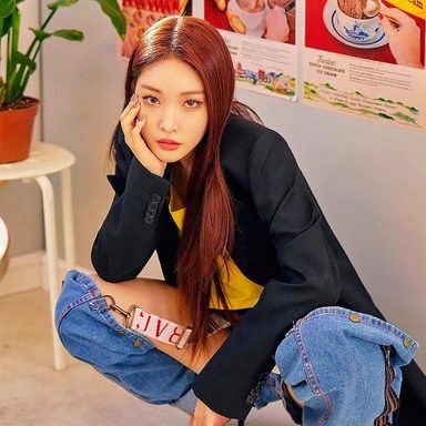 CHUNG HA photo 54