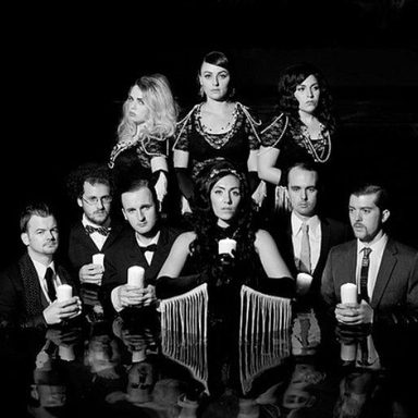 Clairy Browne & Bangin Rackettes
