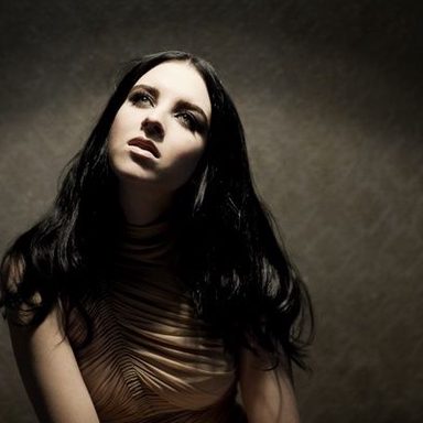 Clare Maguire photo 12