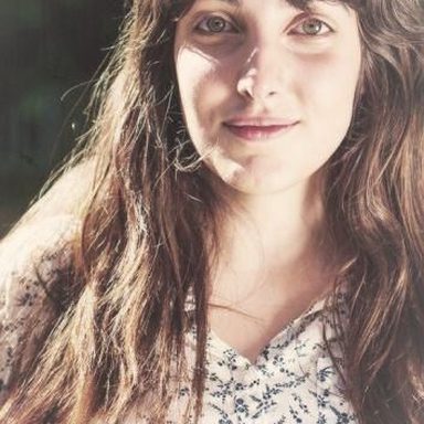 Clarice Falcão photo 14