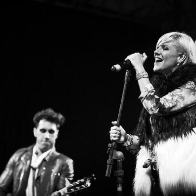 Claus e Vanessa